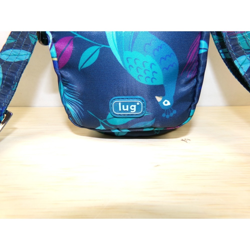Lug Huggie Water Bottle Crossbody Bag Peacock Design Insulated Blue Green - Picture 3 of 7
